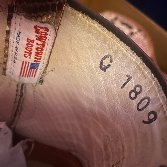 Cowtown womens python boots . Size 8B. - Picture 6 of 7